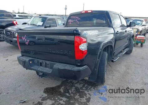 2018 Toyota Tundra Sr5 5.7L V8 z USA, uszkodzony, nr VIN 5TFDW5F12JX720521